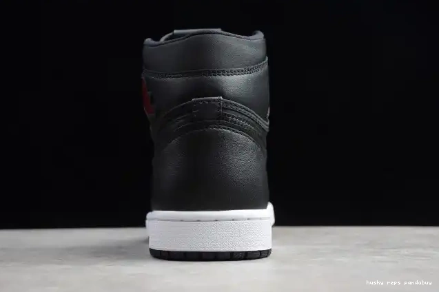 Rep Husky Air OG Jordan Retro Satin 1 High 555088-060 Black 0505